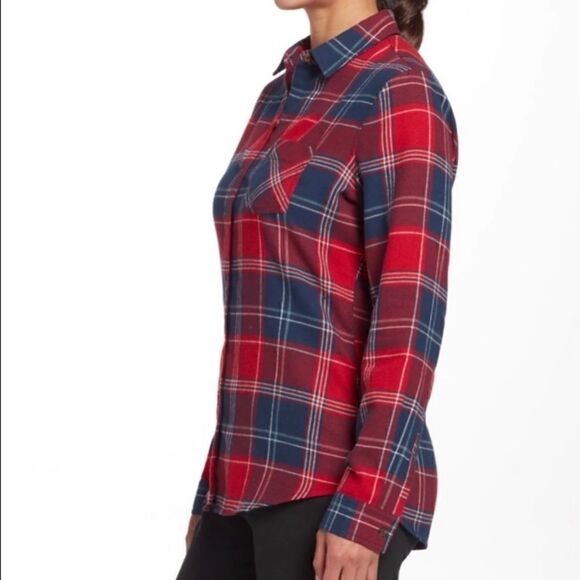 đâwomen'sâplaidâflannel shirt - Picture 1 of 5